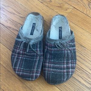 American eagle cloggs